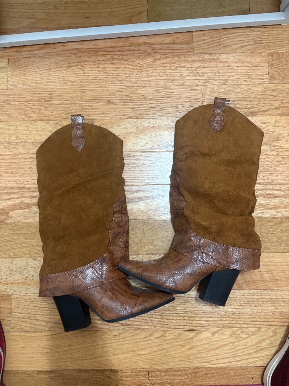 Brown Western Heeled Boots